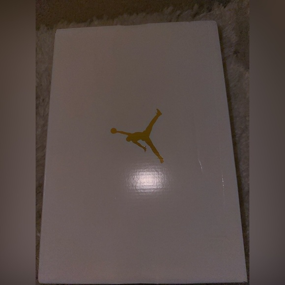 NWB women's air jordan future bordeaux phantom sz 8 athletic basketball shoes - Picture 2 of 10